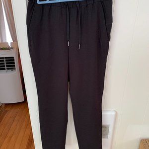 Lululemon on the fly pants 6 7/8